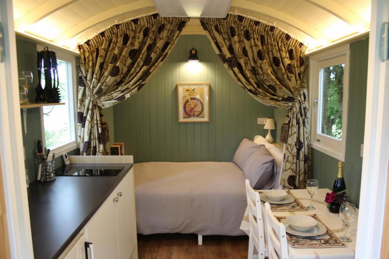 The Kestrel Shepherd Hut, Whitehouse Farm Stowmarket Exteriér fotografie