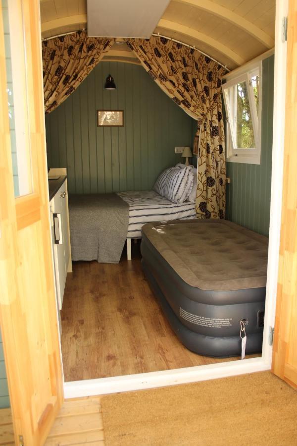 The Kestrel Shepherd Hut, Whitehouse Farm Stowmarket Exteriér fotografie